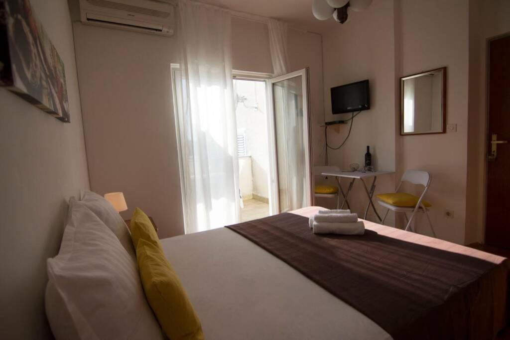 Sea View Room With Kitchen, Balcony&Air Condition Barbat na Rabu Екстериор снимка